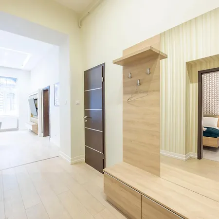 Lägenhet Luxury Downtown Dream By Prestige Homes Budapest