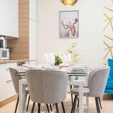 Luxury Downtown Dream By Prestige Homes Budapest