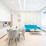 Luxury Downtown Dream By Prestige Homes Budapest